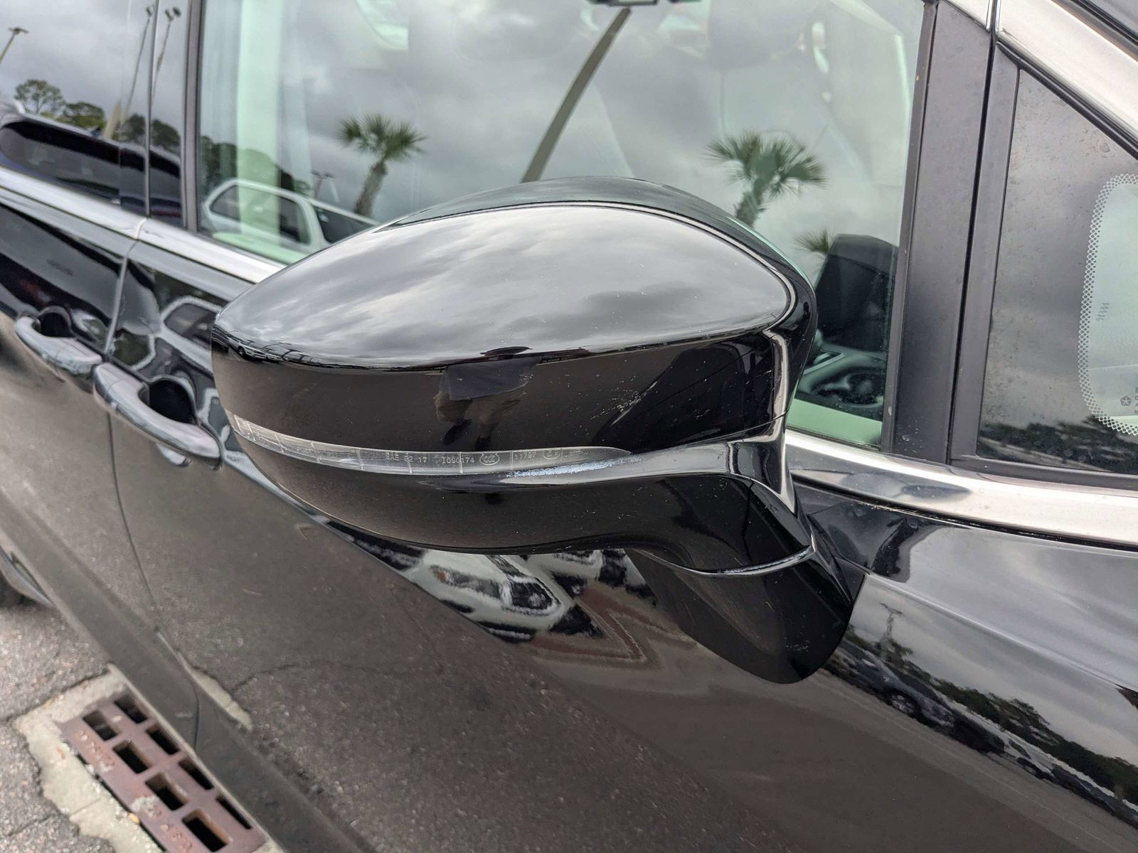 Used 2024 Chrysler Pacifica - photo 10