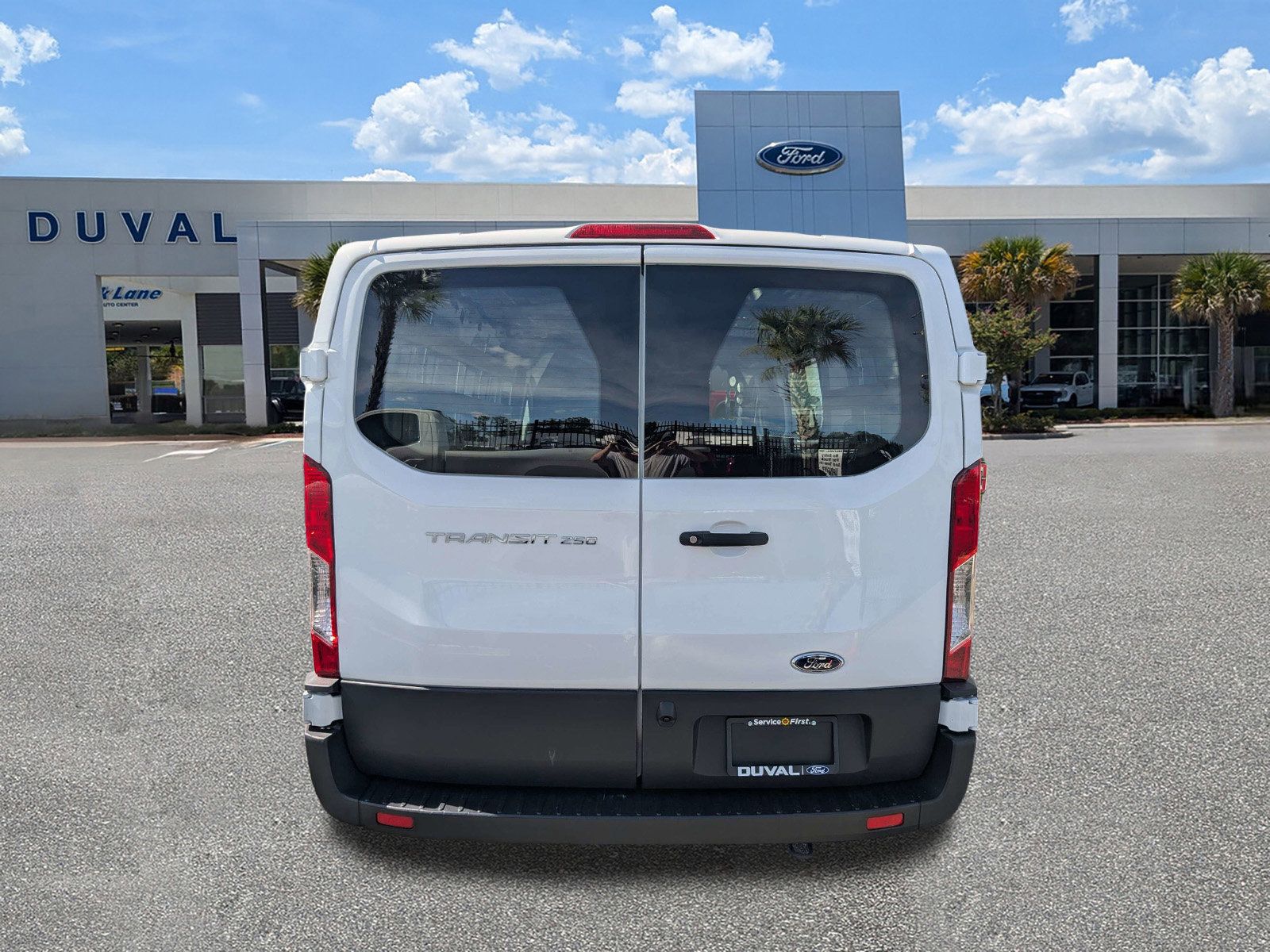 Used 2025 Ford Transit 250 - photo 7