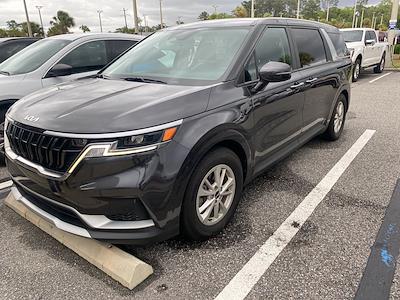 Used 2024 Kia Carnival - photo 1