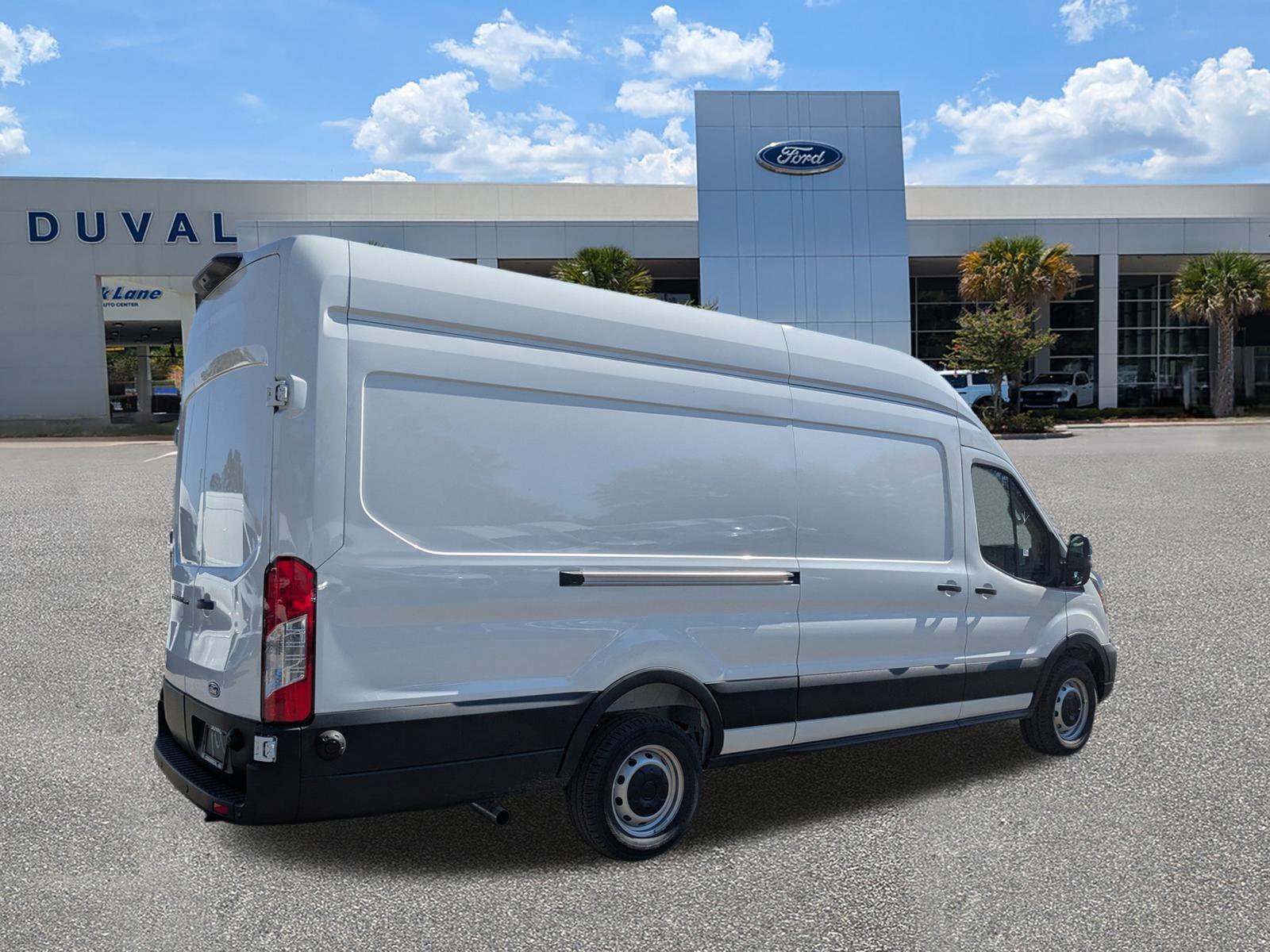 New 2026 Ford Transit 250 - photo 5