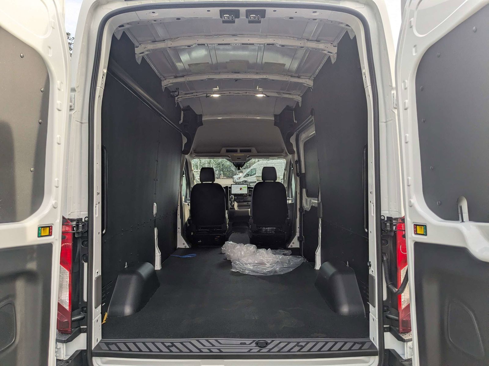 New 2026 Ford Transit 250 - photo 2