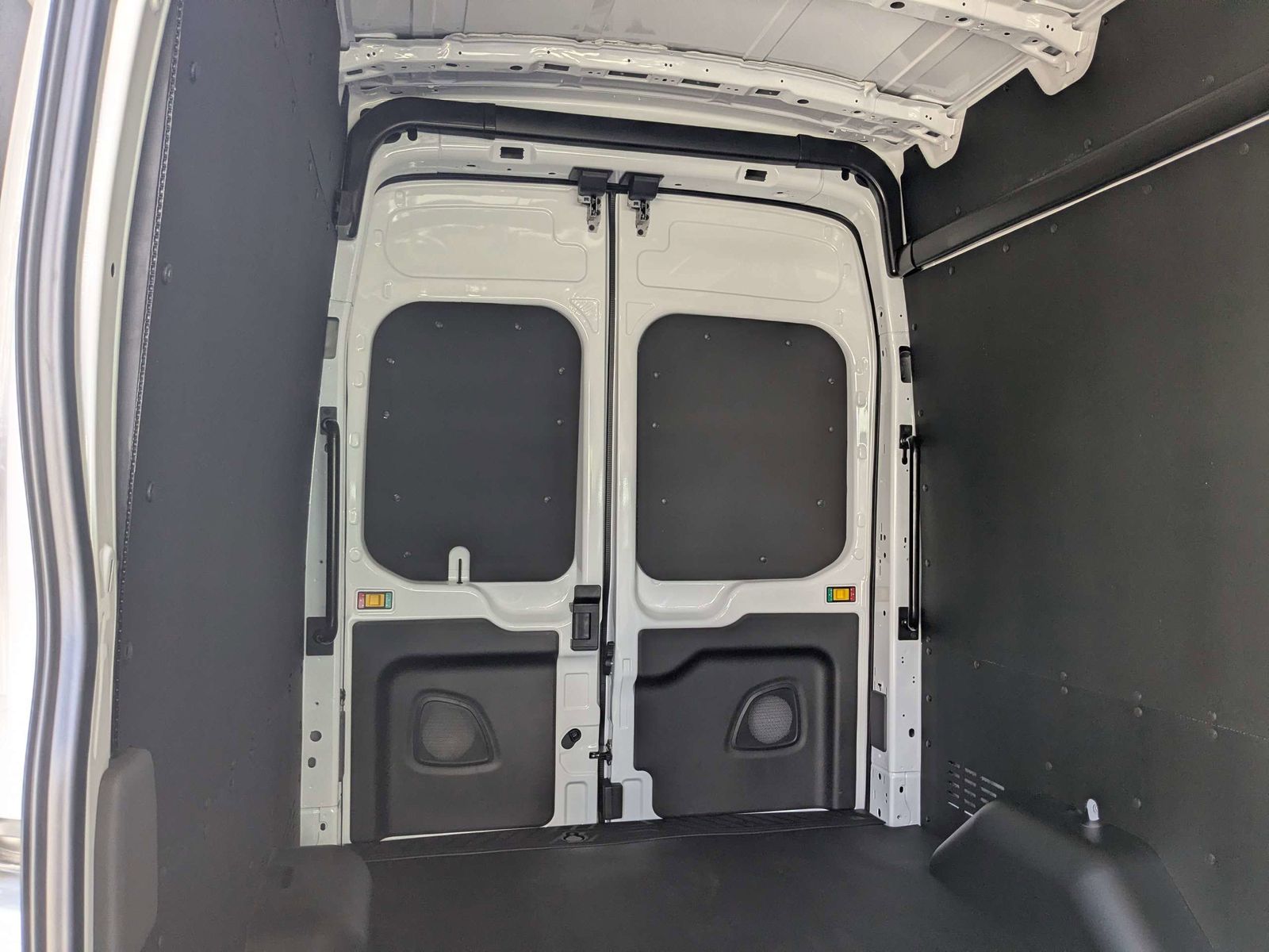 New 2026 Ford Transit 250 - photo 15