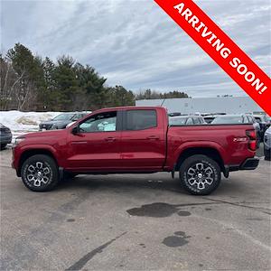 Used 2023 Chevrolet Colorado - photo 1
