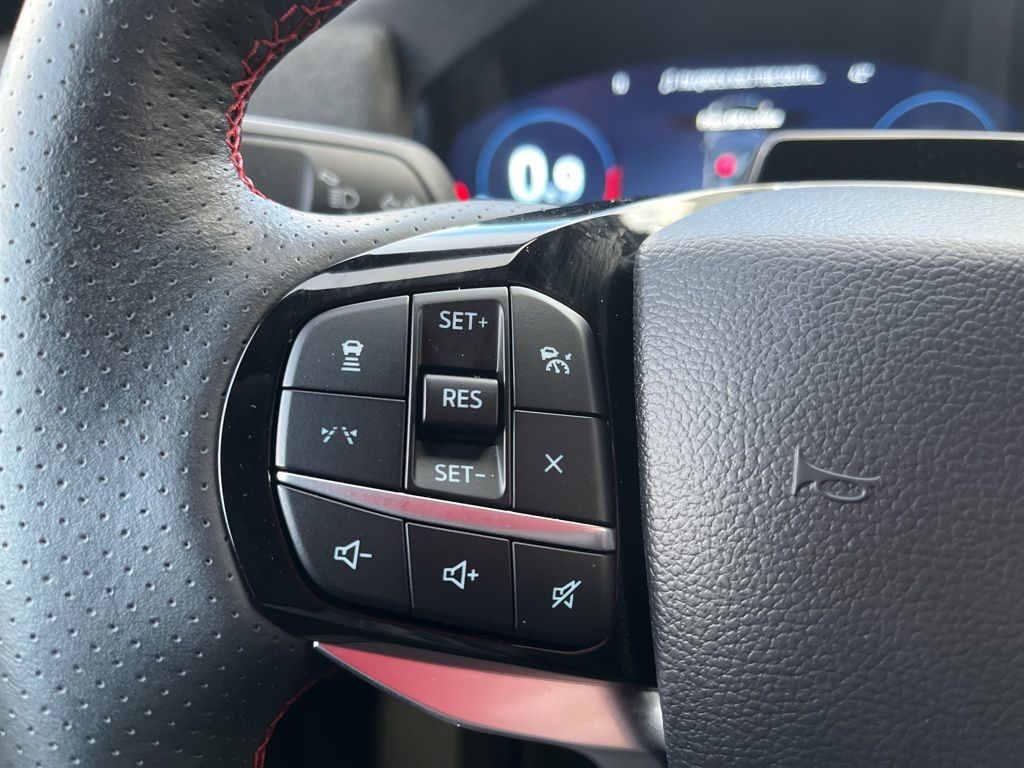 Used 2025 Ford Explorer - photo 28