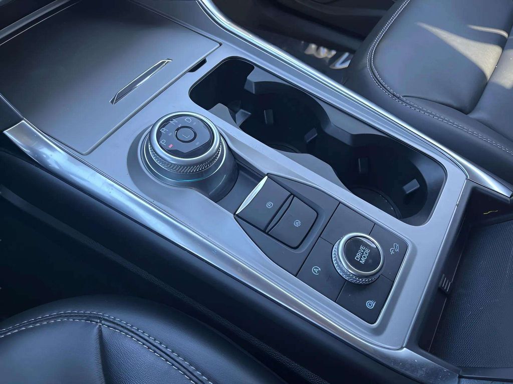 Used 2023 Ford Explorer - photo 34