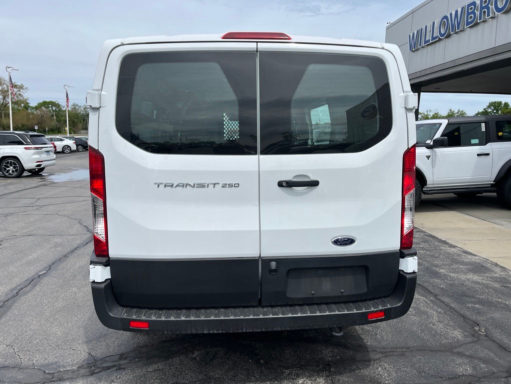 Used 2024 Ford Transit 250 - photo 7