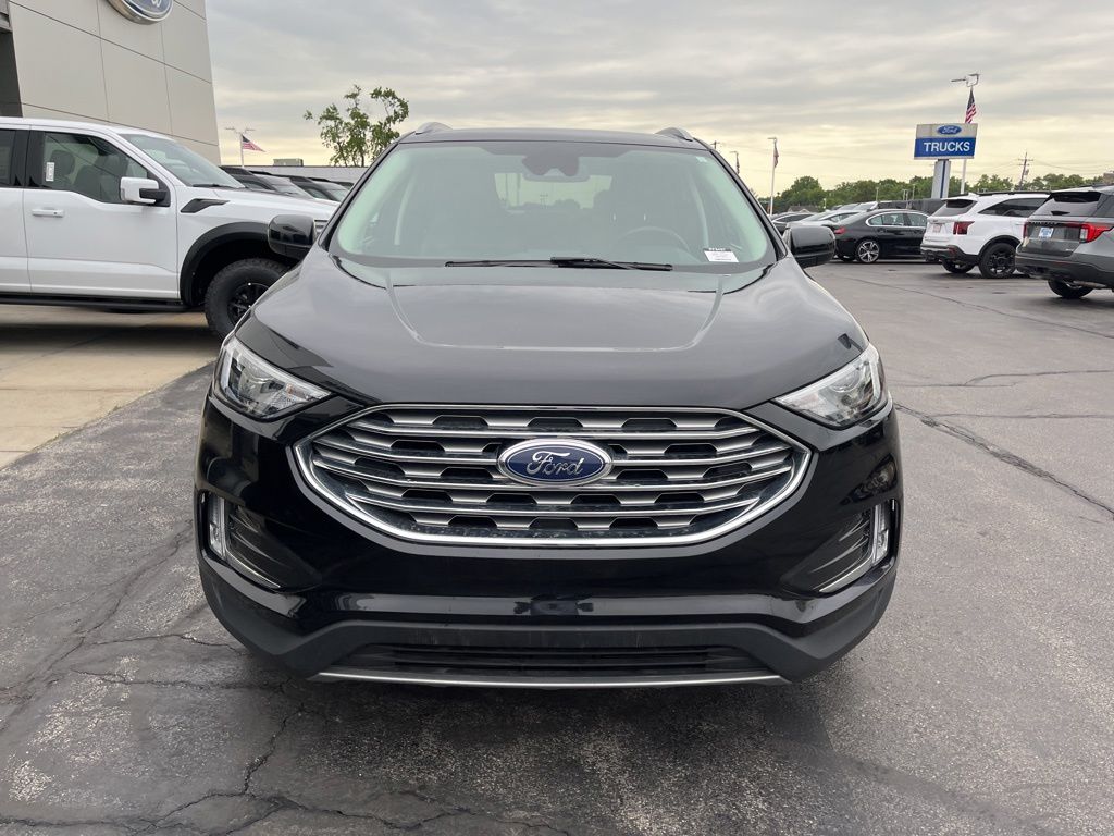 Used 2022 Ford Edge - photo 2