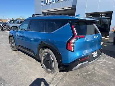 Used 2024 Kia EV9 - photo 1