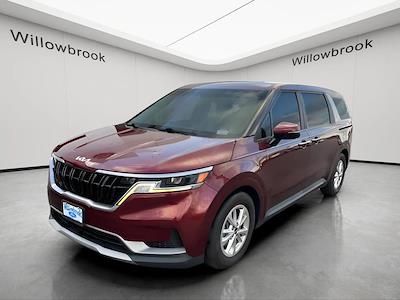 Used 2022 Kia Carnival - photo 1