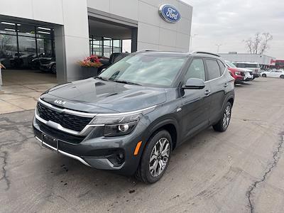 Used 2023 Kia Seltos - photo 1