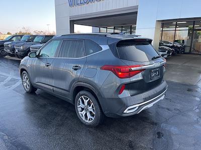 Used 2023 Kia Seltos - photo 1