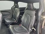 2018 Chrysler Pacifica FWD Minivan for sale #SK31065A - photo 17