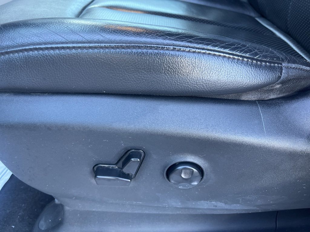 Used 2017 Chrysler Pacifica - photo 22