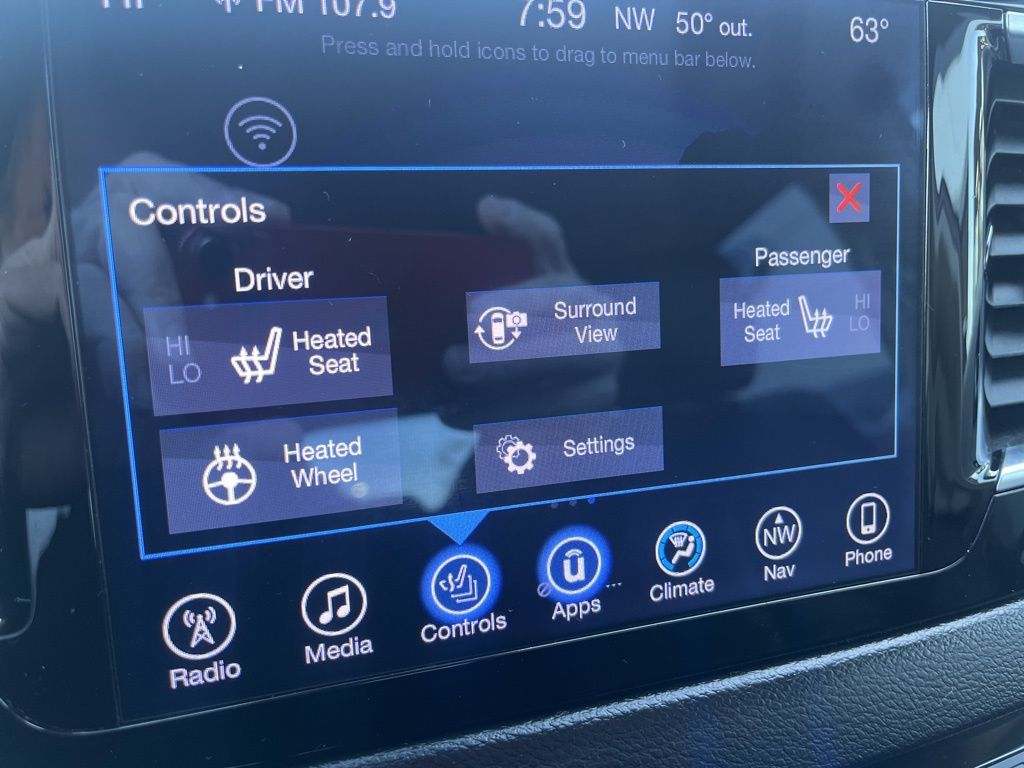 Used 2017 Chrysler Pacifica - photo 33