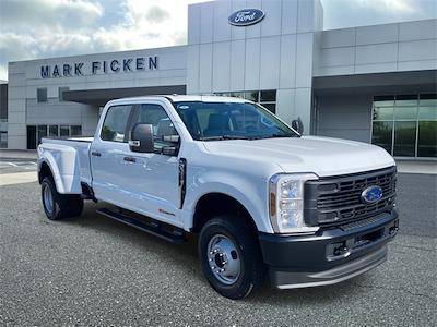 New 2026 Ford F-350 XL Crew Cab 4WD DRW Pickup for sale #EC37600 - photo 1