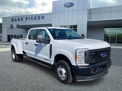 New 2026 Ford F-350 XL Crew Cab 4WD DRW Pickup for sale #EC37604 - photo 1
