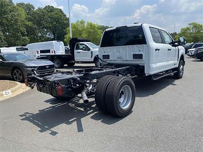 New 2025 Ford F-350 XL Crew Cab 4WD Cab Chassis for sale #ED16970 - photo 2