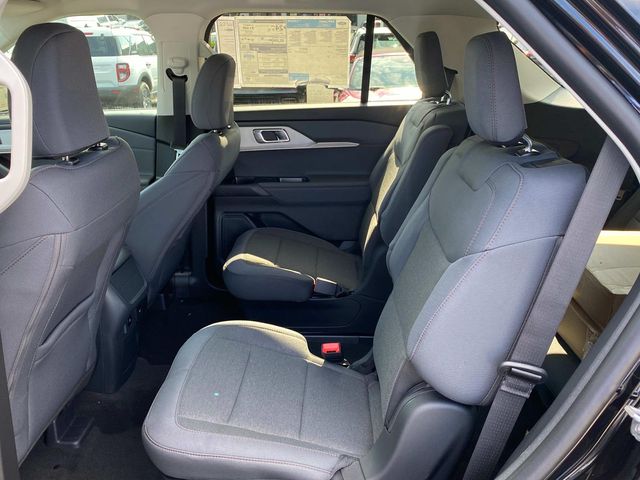 New 2025 Ford Explorer - photo 9