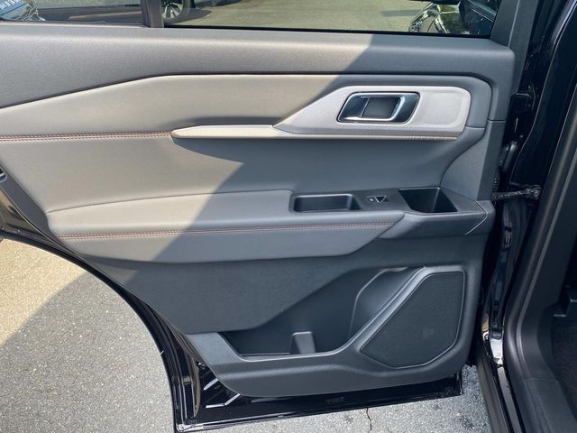 New 2025 Ford Explorer - photo 11