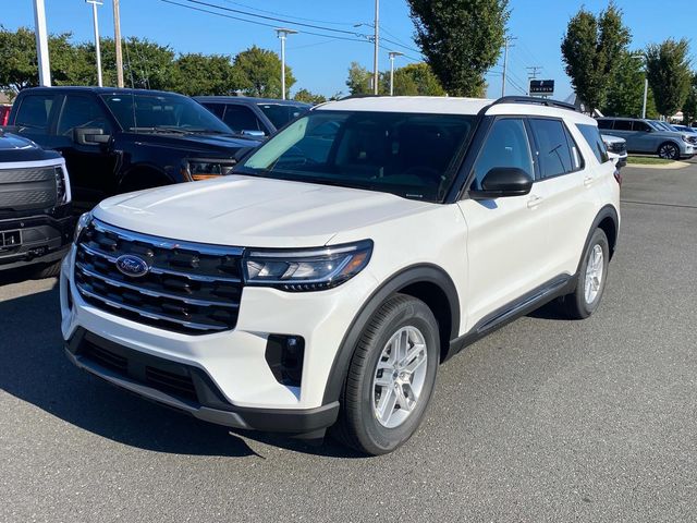 New 2025 Ford Explorer - photo 6