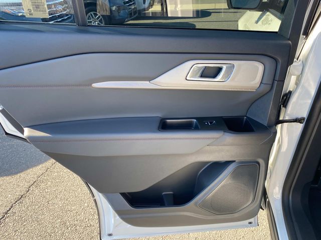 New 2025 Ford Explorer - photo 12