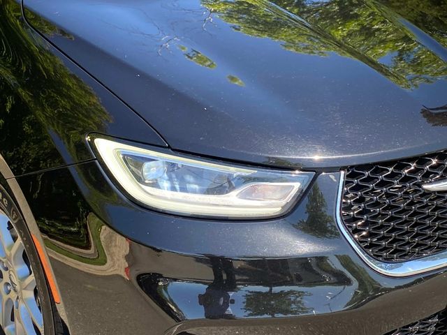 Used 2024 Chrysler Pacifica - photo 6