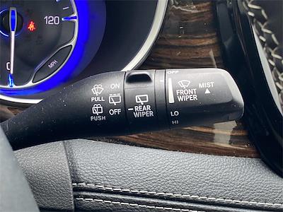 Used 2023 Chrysler Pacifica - photo 1