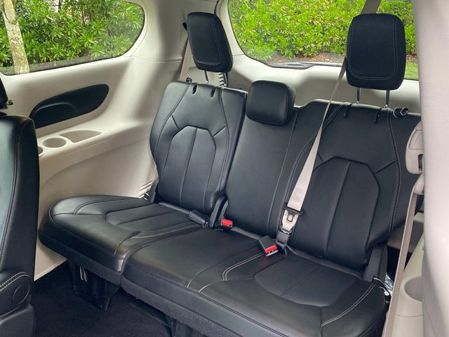 Used 2024 Chrysler Pacifica - photo 12