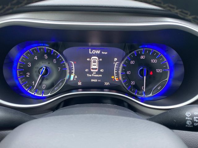 Used 2024 Chrysler Pacifica - photo 20