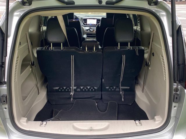Used 2024 Chrysler Pacifica - photo 33