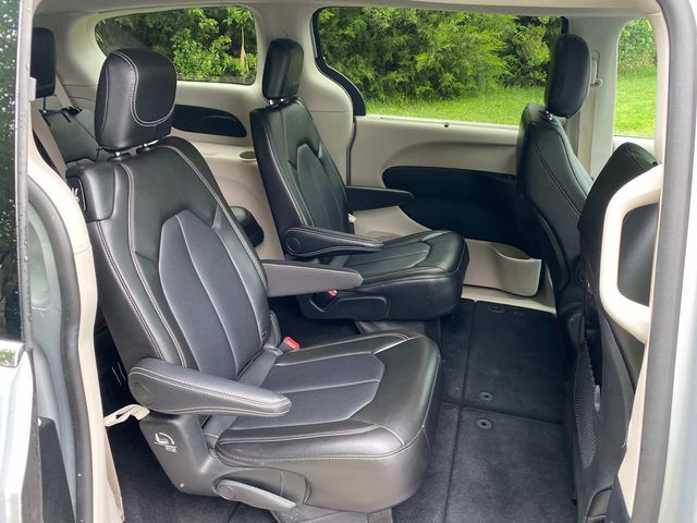 Used 2024 Chrysler Pacifica - photo 37