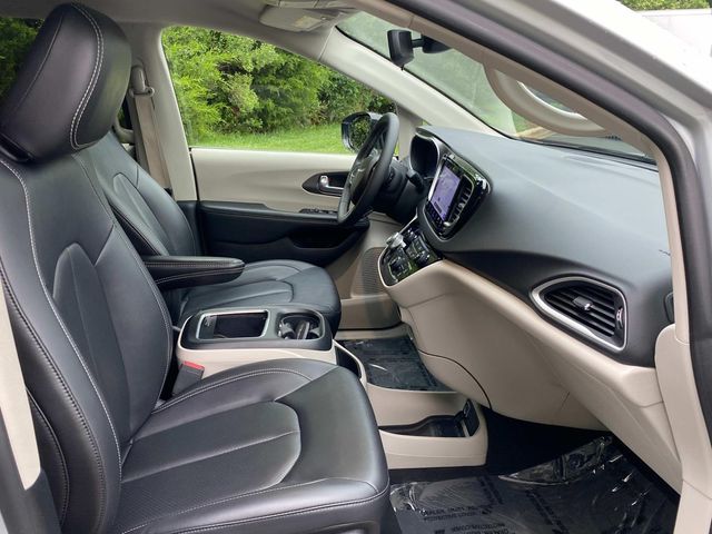 Used 2024 Chrysler Pacifica - photo 38