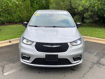 2024 Chrysler Pacifica FWD Minivan for sale #PD43530 - photo 2