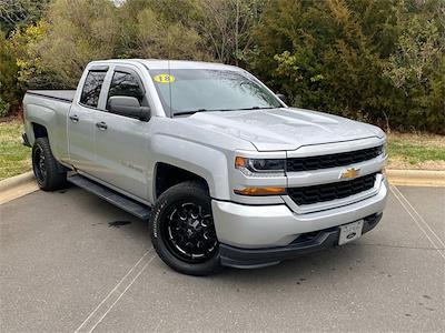 Used 2018 Chevrolet Silverado 1500 - photo 1