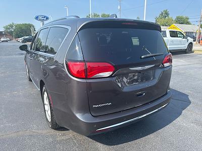 2019 Chrysler Pacifica FWD Minivan for sale #NT6934A - photo 2