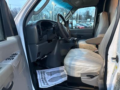 Used 2007 Ford E-350 Cutaway for sale #NT7845AA - photo 2