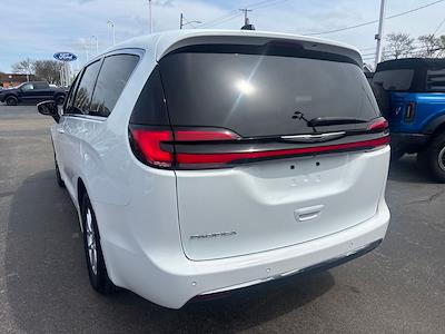 2023 Chrysler Pacifica FWD Minivan for sale #UT15079 - photo 2