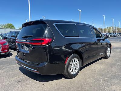 2023 Chrysler Pacifica FWD Minivan for sale #UT15085 - photo 2