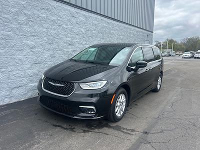 2023 Chrysler Pacifica FWD Minivan for sale #UT15086 - photo 1