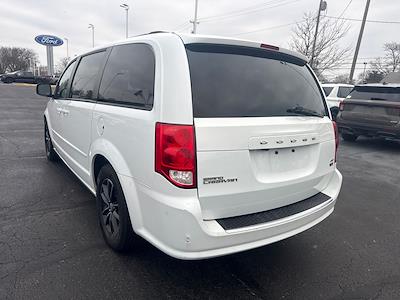 Used 2017 Dodge Grand Caravan GT Minivan for sale #UT15185A - photo 2