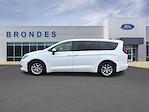 Used 2022 Chrysler Voyager LX Minivan for sale #UT15818 - photo 3