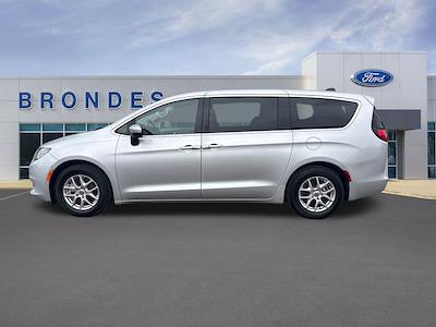 Used 2023 Chrysler Voyager - photo 1