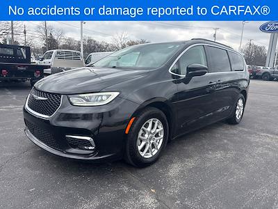 Used 2022 Chrysler Pacifica - photo 1