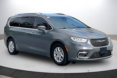 2021 Chrysler Pacifica FWD Minivan for sale #222439A - photo 2