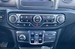 2022 Jeep Gladiator Crew Cab 4WD Pickup for sale #2LN2868 - photo 18