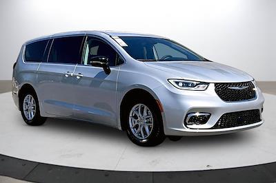 2024 Chrysler Pacifica FWD Minivan for sale #2LN3316 - photo 2