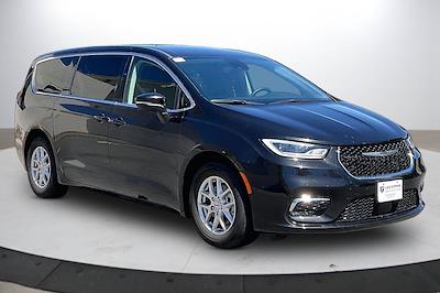 2023 Chrysler Pacifica FWD Minivan for sale #2LN3357 - photo 2