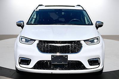 2023 Chrysler Pacifica FWD Minivan for sale #2LN3382 - photo 2