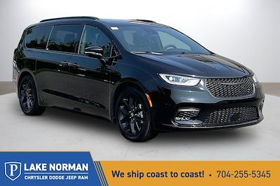 2025 Chrysler Pacifica FWD Minivan for sale #2LN3542 - photo 1