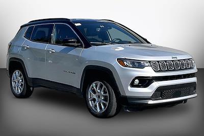 2025 Jeep Compass 4WD SUV for sale #2LN3606 - photo 2